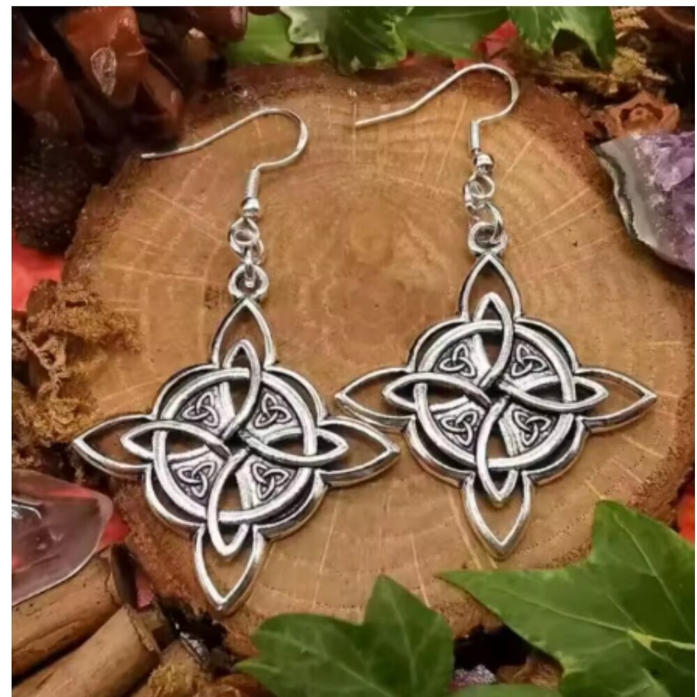 Celtic Knot Dangle Earrings Silver Tone Trinity Drop Hook Boho Brand New